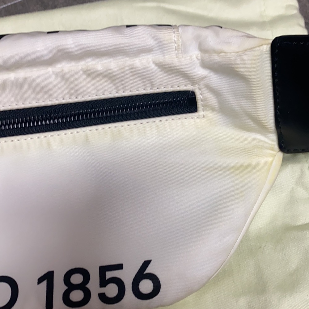 Authentic Burberry Nylon Bumbag - Picture 6 of 10